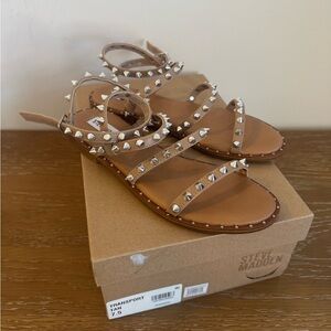Steve Madden Transport Sandals Tan With Silver Spikes Ankle Strap